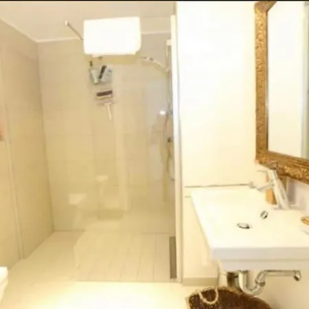 Retro Chic Flat In Center With Terrace And Parking-92 Appartement